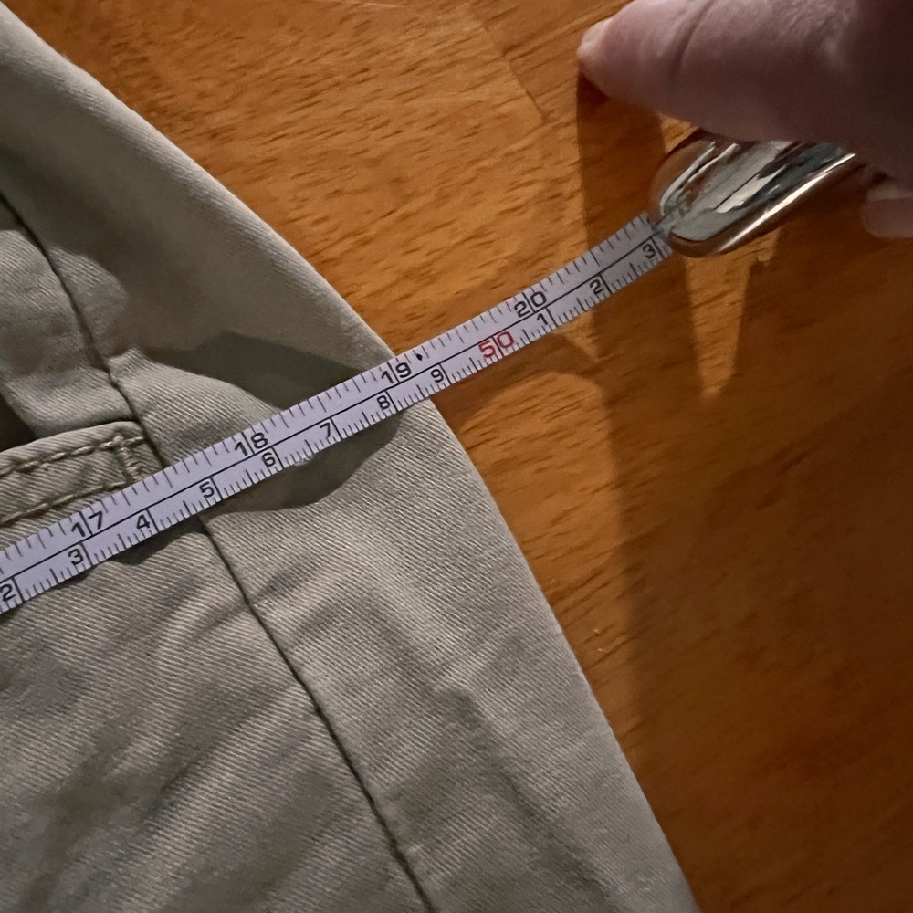 Levi’s Capri - Picture 5 of 10